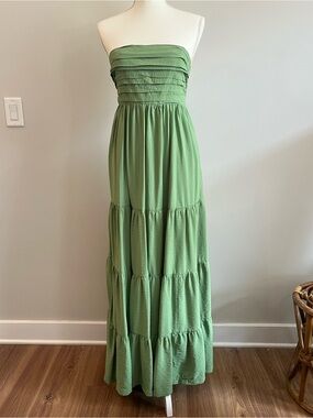 Green Abercrombie Strapless Tiered Maxi Dress